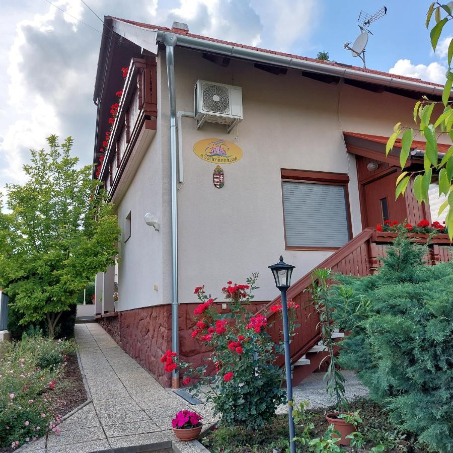 Erika Apartmanhazak Hévíz المظهر الخارجي الصورة