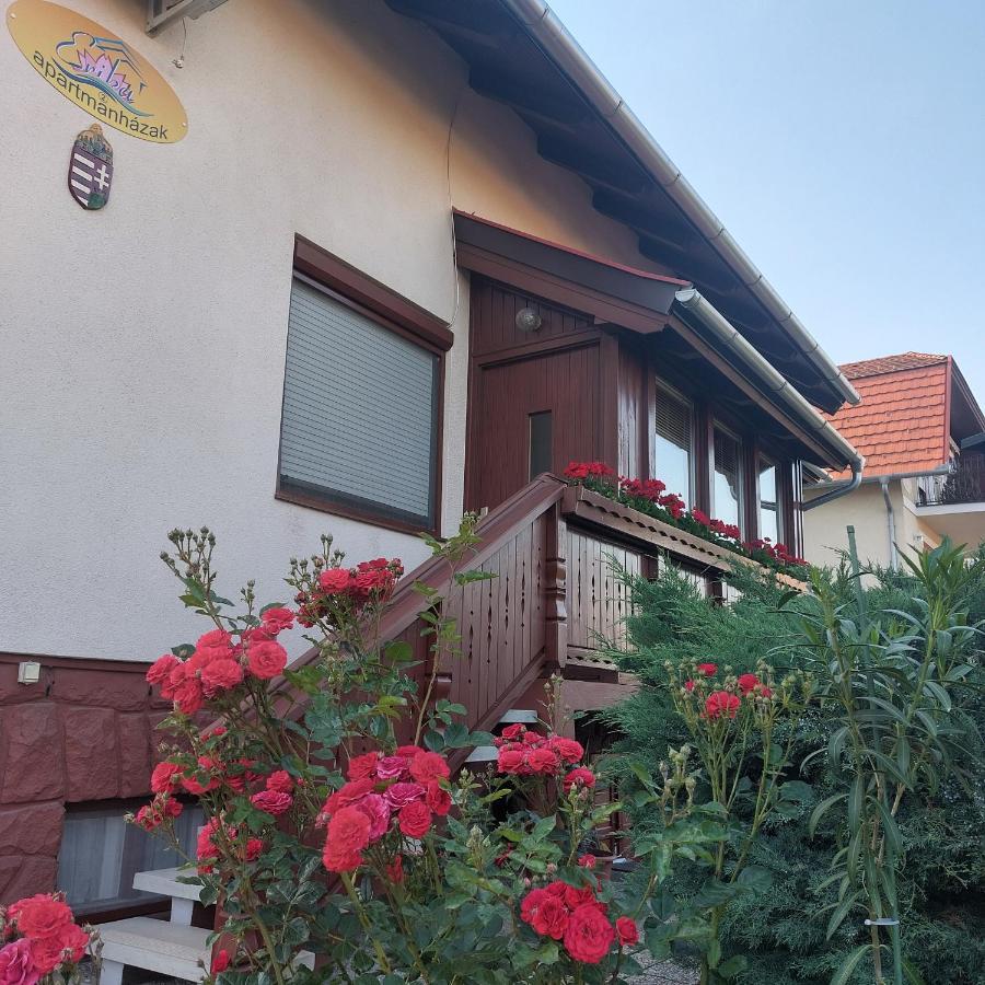 Erika Apartmanhazak Hévíz المظهر الخارجي الصورة